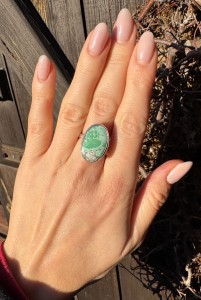 Pierścionek waryscyt owal