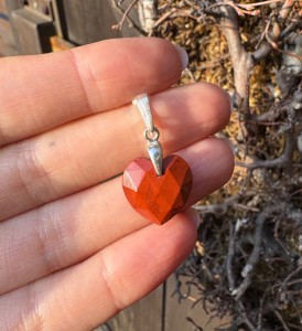 Wisior jaspis czerwony  serce   