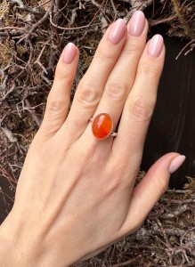 Pierścionek karneol owalny 