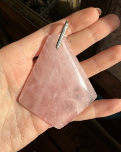 Wisior kwarc różowy  