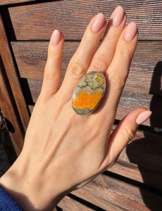 Pierścionek jaspis trzmieli owal