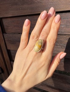 Pierścionek bursztyn  żółty 