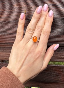 Pierścionek karneol owalny 