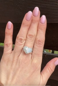 Pierścionek kamień księżycowy serce 