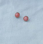 Kolczyki wkrętki koral różowy 6 mm   