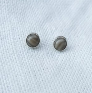 Kolczyki wkrętki krzemień pasiasty 6 mm  