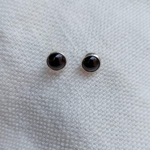 Kolczyki wkrętki onyks 6 mm 