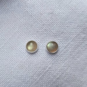 Kolczyki wkrętki labradoryt 6 mm  