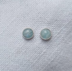 Kolczyki wkrętki akwamaryn 6 mm    