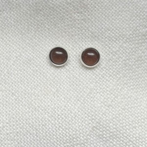 Kolczyki wkrętki kwarc dymny 6 mm 