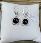 Kolczyki onyks  oprawiane kwiaty 