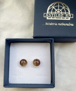 Kolczyki wkrętki agat Botswana 8 mm     
