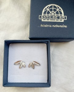 Kolczyki wkrętki listki