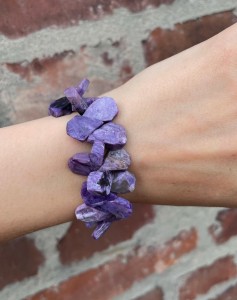 Bransoletka  czaroit surowy