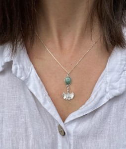 Naszyjnik  szmaragd fasetowany i miłorząb 