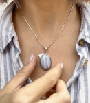 Wisior chalcedon błękitny owal 