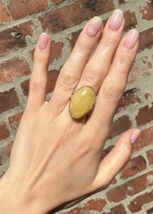 Pierścionek żółty bursztyn  owal