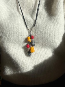 Naszyjnik Grono koral i jaspis Picasso 