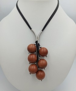 Grono piasek pustyni kulki