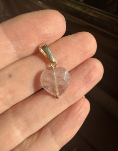 Wisior  Serce kwarc truskawkowy fasetowane srebro złocone albo klasyczne 