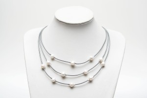 Forsycja srebrna z pereł