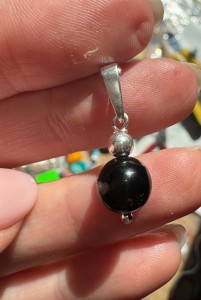 Wisior kulka  turmalin czarny  