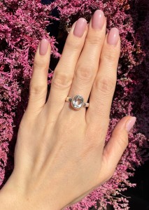 Pierścionek kryształ górski owalny fasetowany    