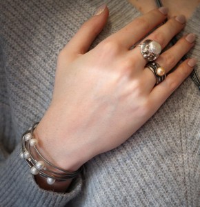 Bransoleta Forsycja srebrne perły