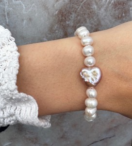 Bransoletka biale   perły hodowane różowe serce 