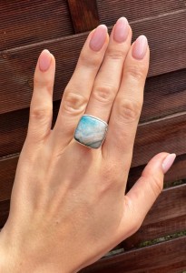 Pierścionek agat niebieski kwadrat