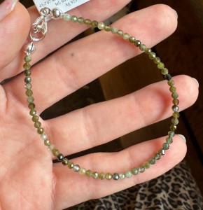 Bransoletka turmalin zielony  fasetowany  