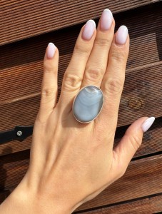 Pierścionek agat szary