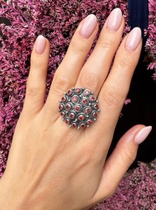 Pierścionek  granaty fasetowane