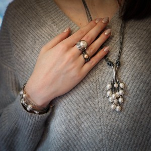 Grono Exclusive białe perły hodowane