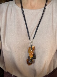 Grono bursztyn bryłki  