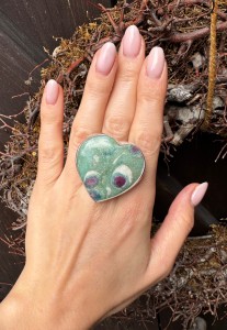 Pierścionek  Fuchsyt serce 