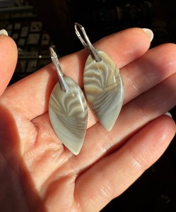 Kolczyki   krzemien pasiasty 