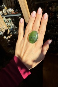 Pierścionek zielony nefryt  owal