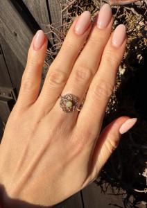 Pierścionek opal  okrągły  