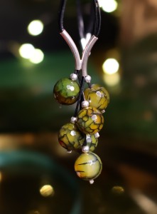 Grono agat zielony czarny smoczy 